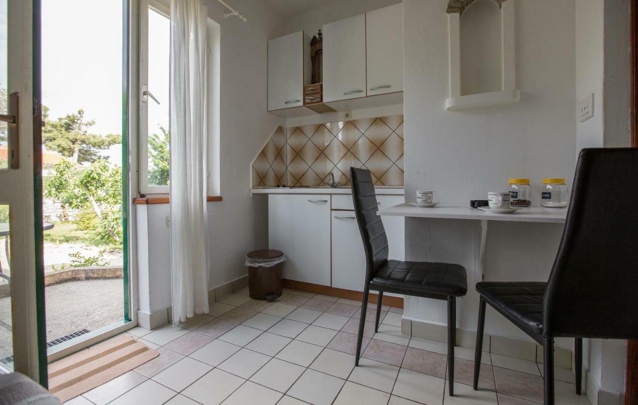 Studio Apartment By The Sea Šibenik Екстериор снимка